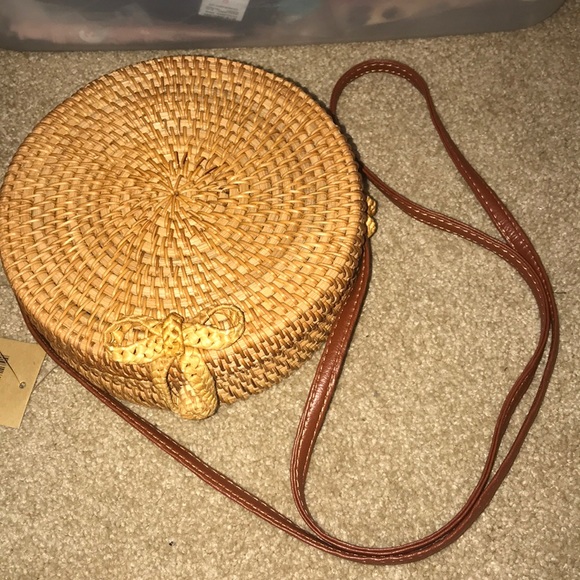 💜Savanna Hand Woven Natural Straw Crossbody Bag - Picture 1 of 7
